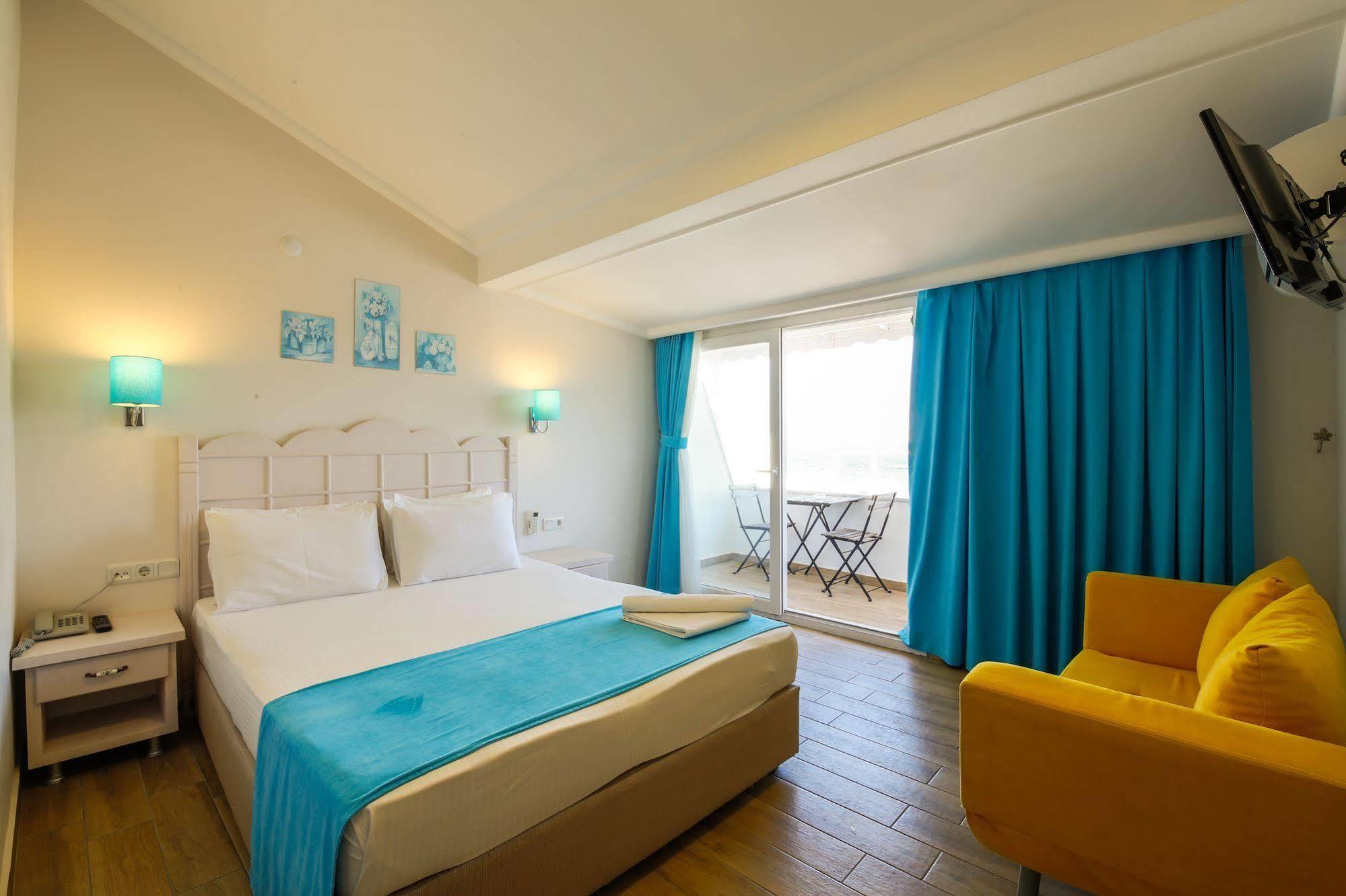 דטקה Bora Hotel מראה חיצוני תמונה