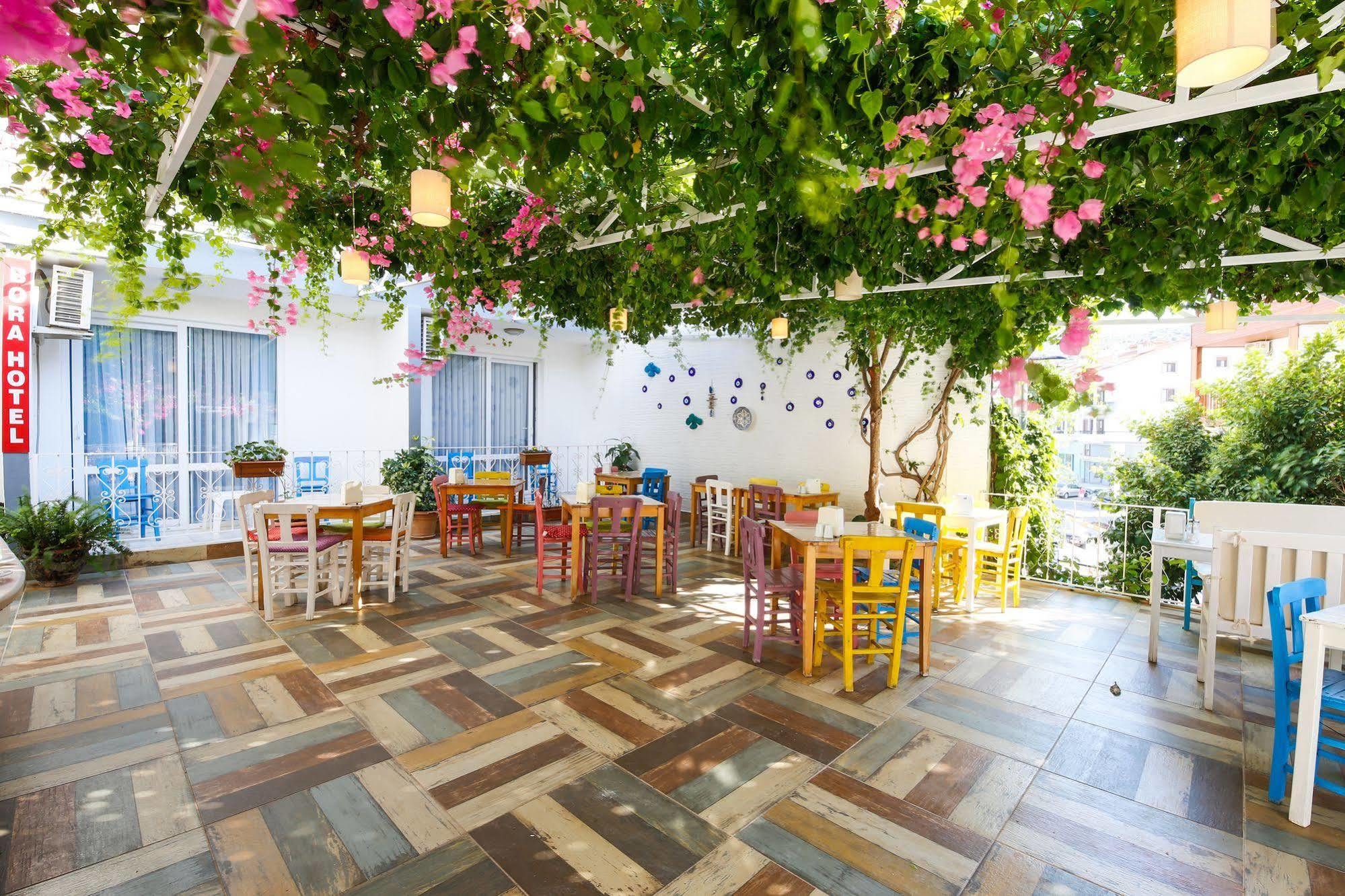 דטקה Bora Hotel מראה חיצוני תמונה